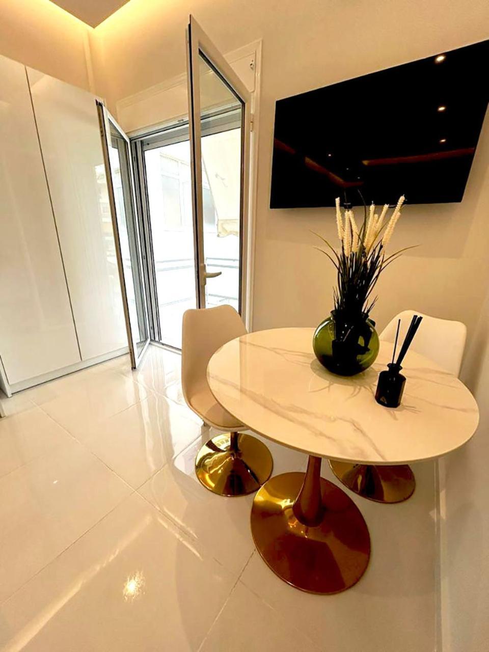 Boutique3436 Luxury Apartment Atenas Exterior foto