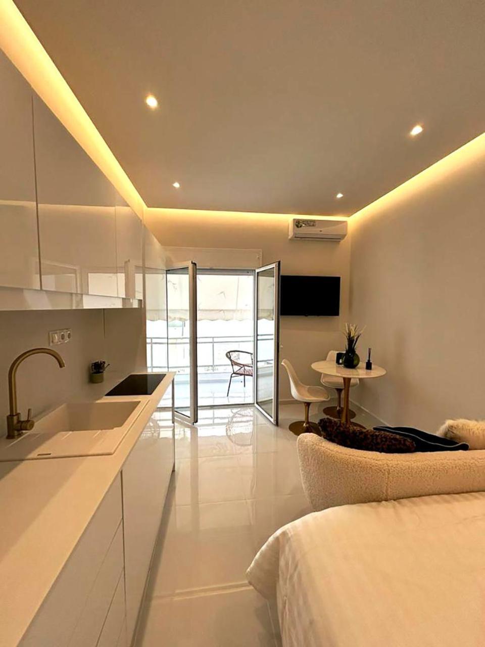 Boutique3436 Luxury Apartment Atenas Exterior foto